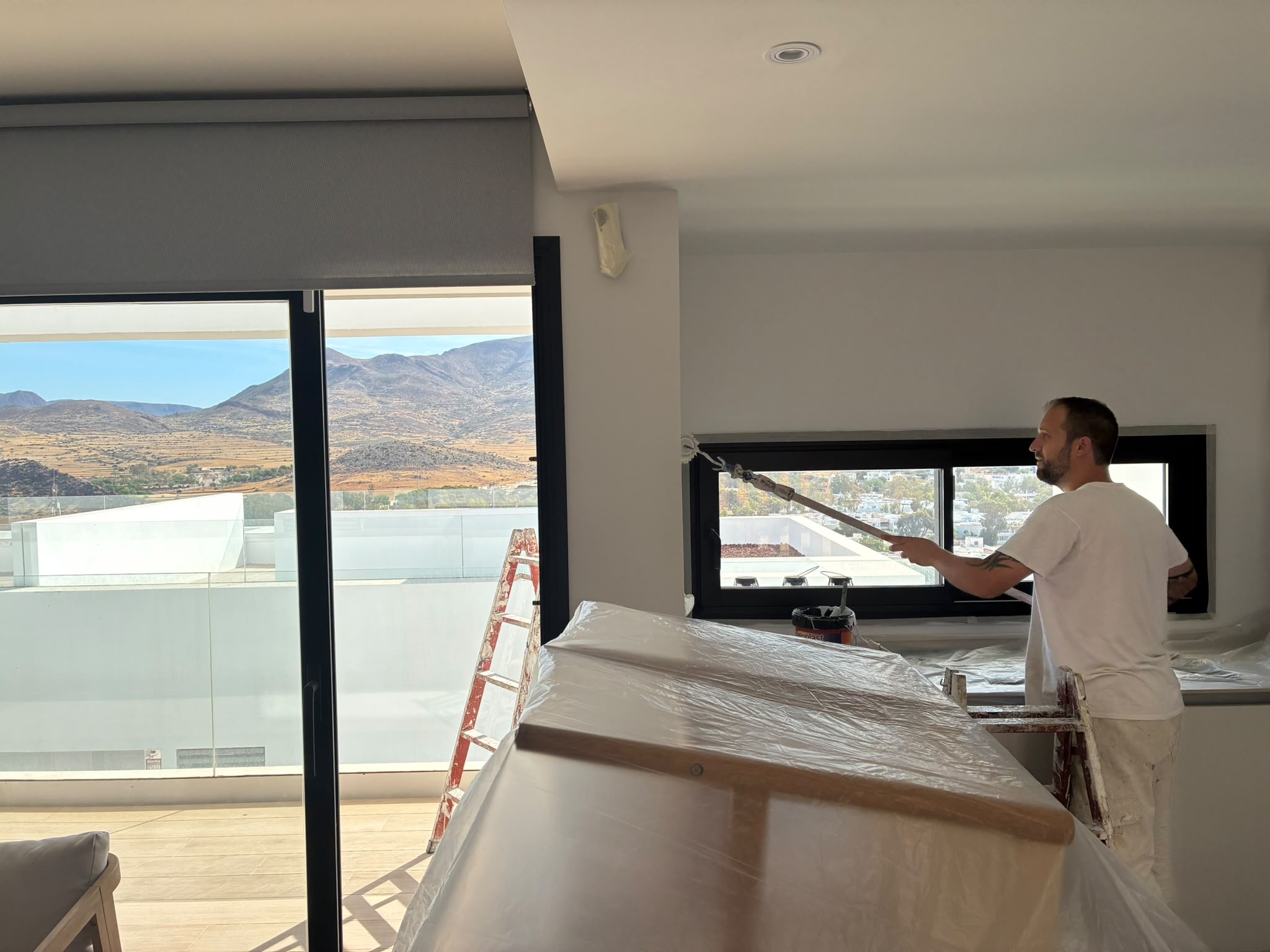 Cocina pintada en Almería